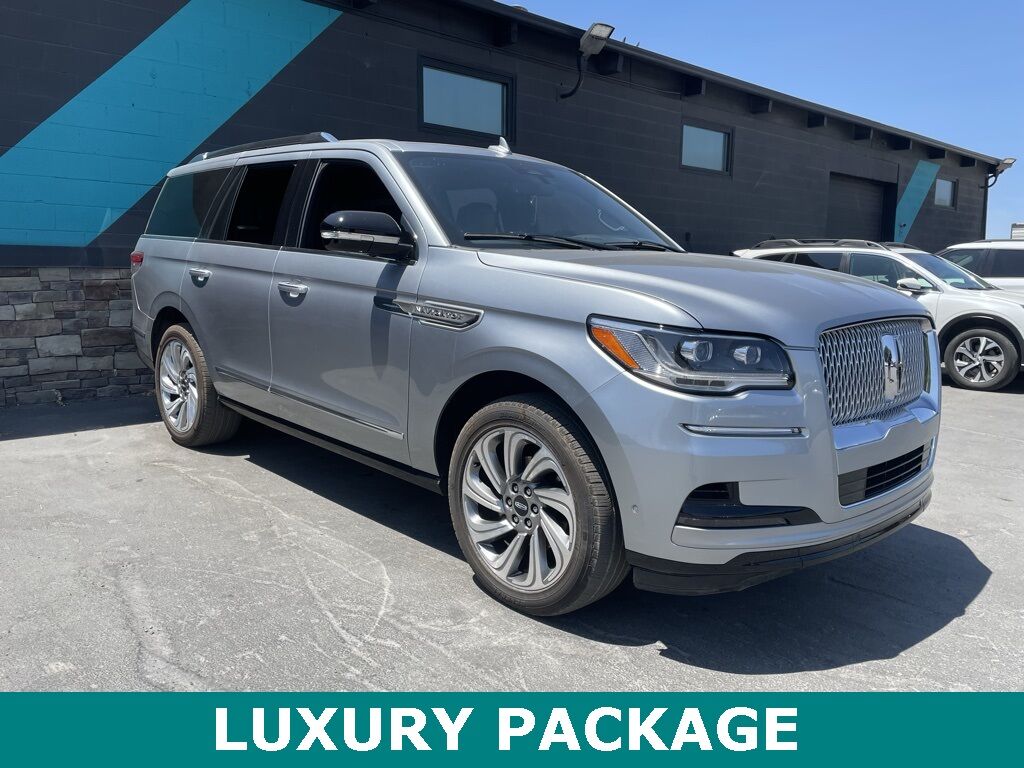 2023 LINCOLN Navigator