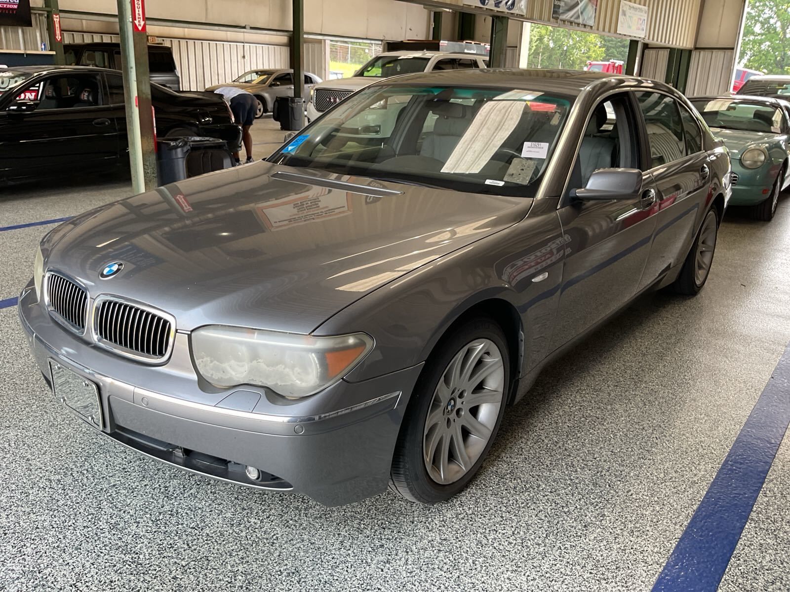BMW 745Li