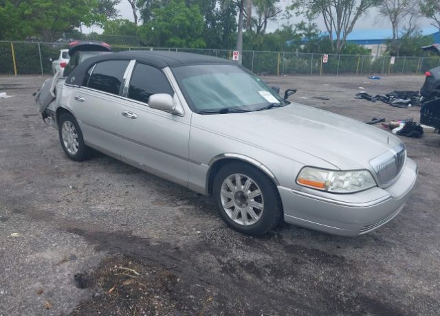 Lincoln Town Car