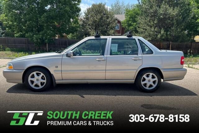 Volvo S70