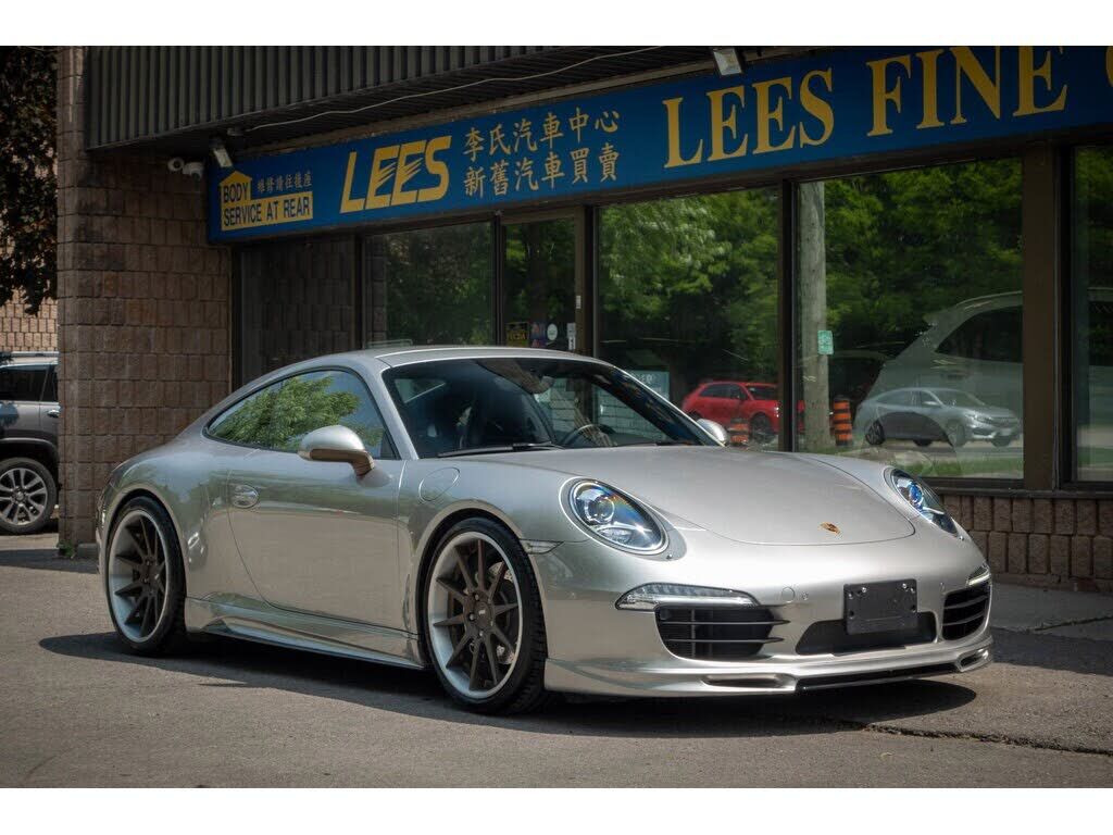 Porsche 911