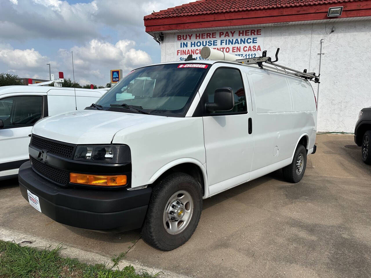 2019 CHEVROLET Express
