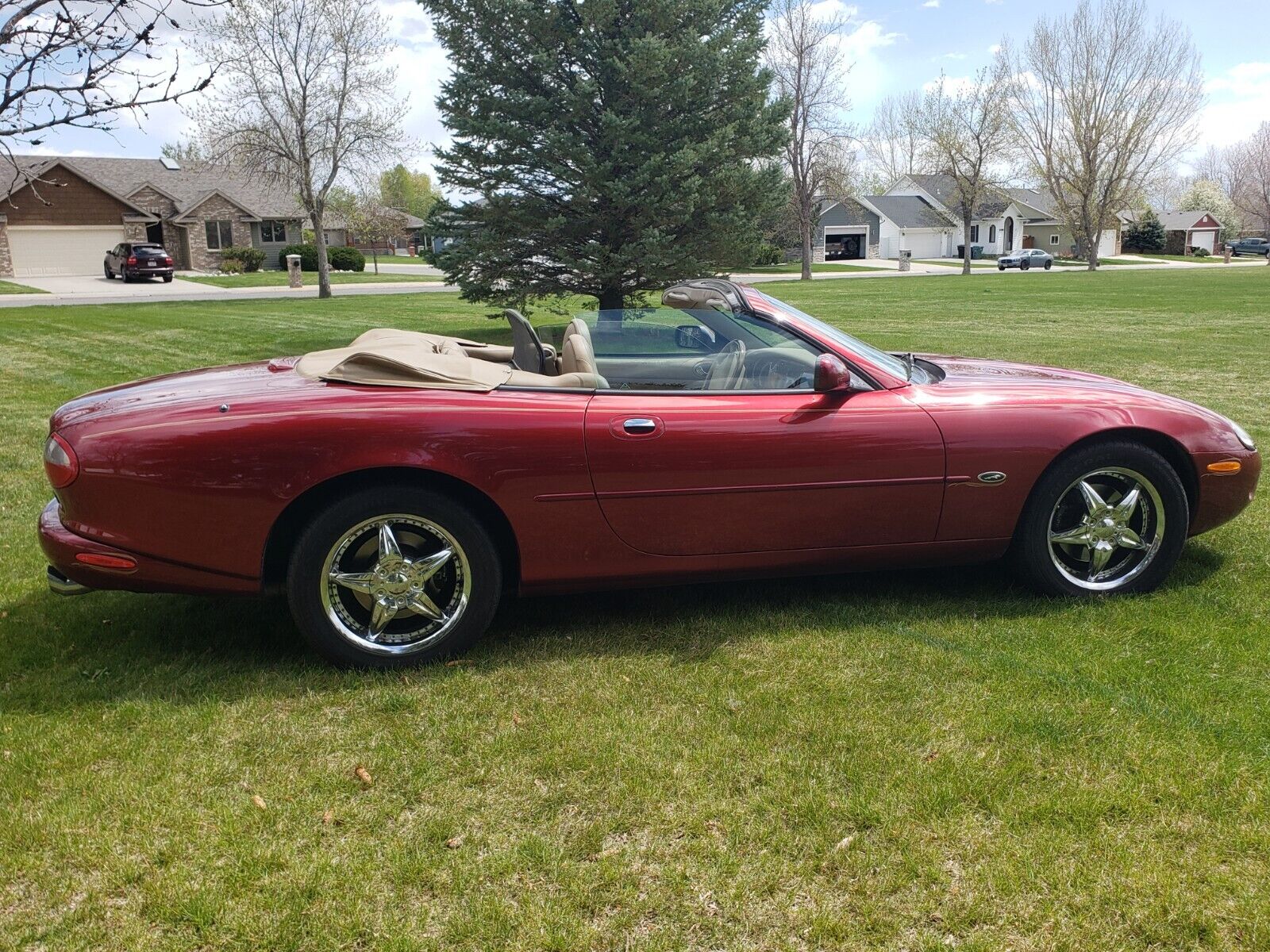 Jaguar XK8