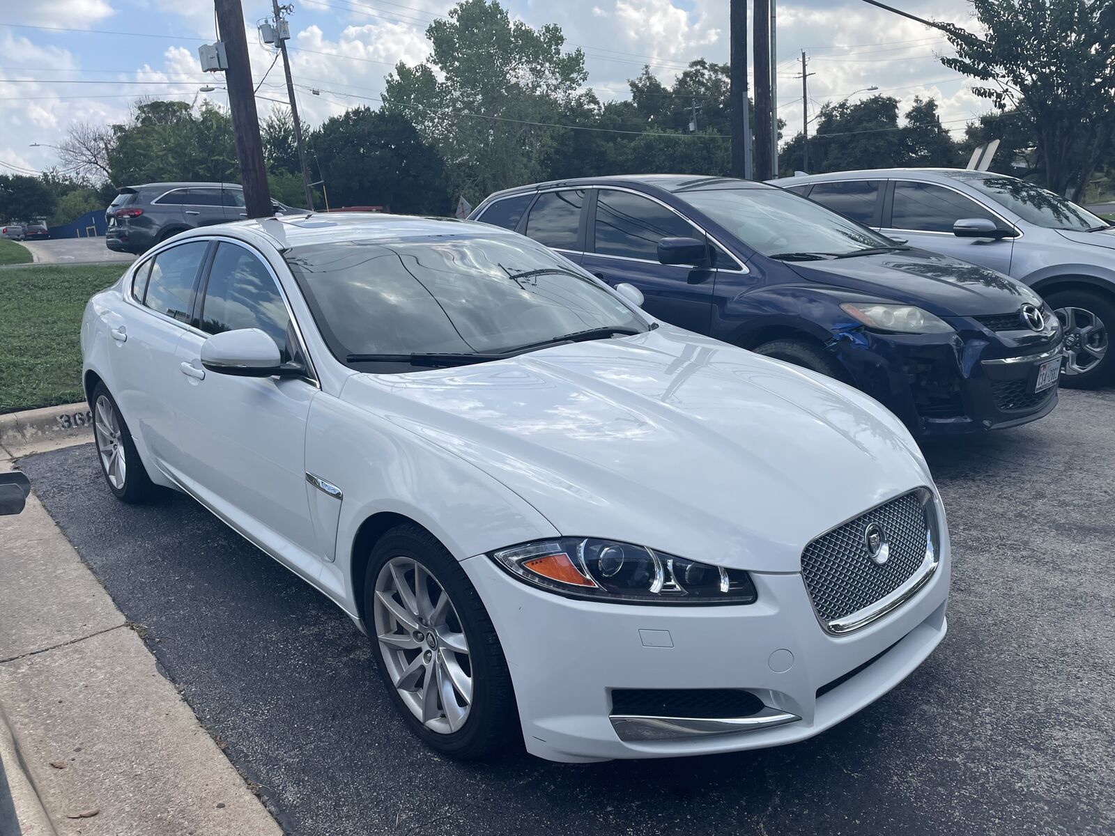 Jaguar XF