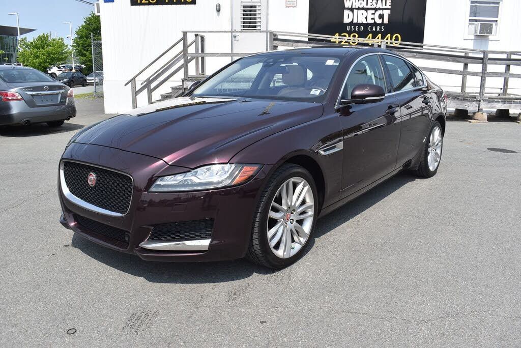 Jaguar XF