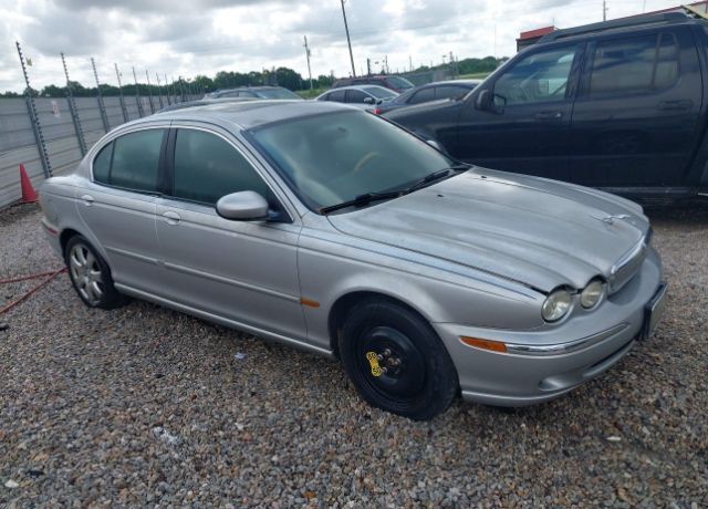 Jaguar X-Type