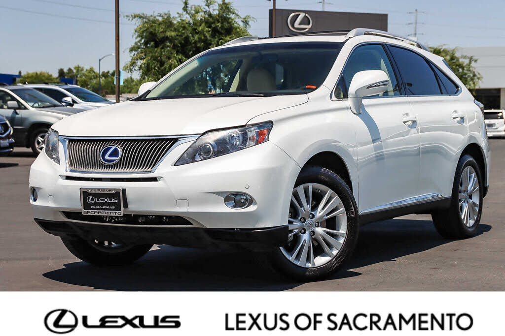 LEXUS