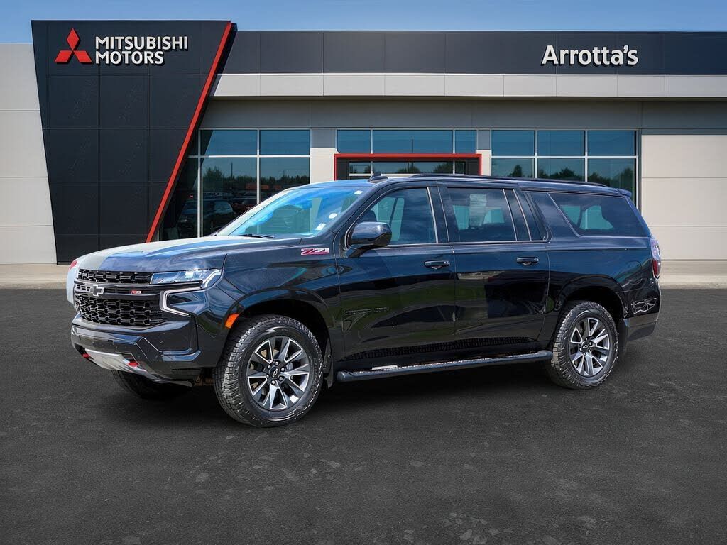 2023 CHEVROLET Suburban