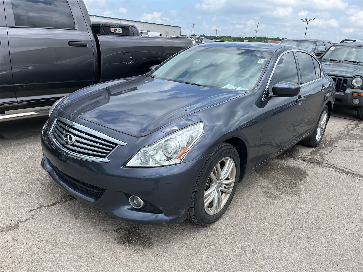 Infiniti G25