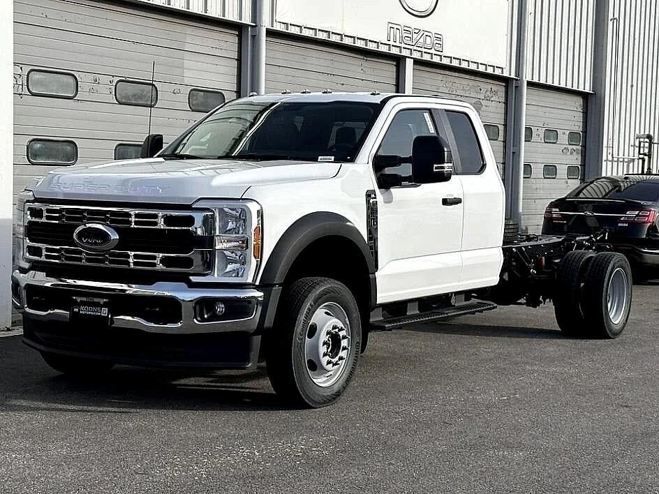 2025 FORD F-550