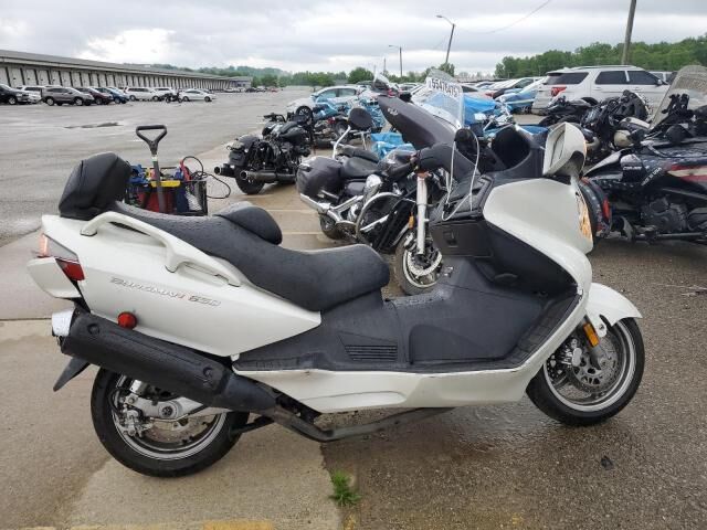 Suzuki AN650