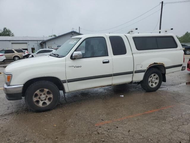 Toyota T100