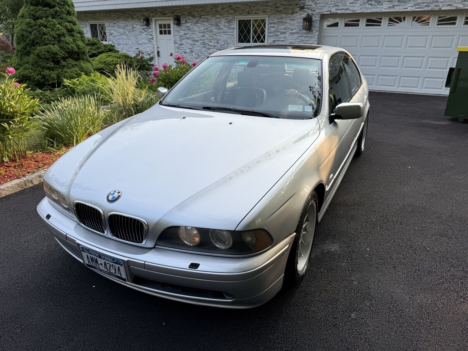 BMW 540i