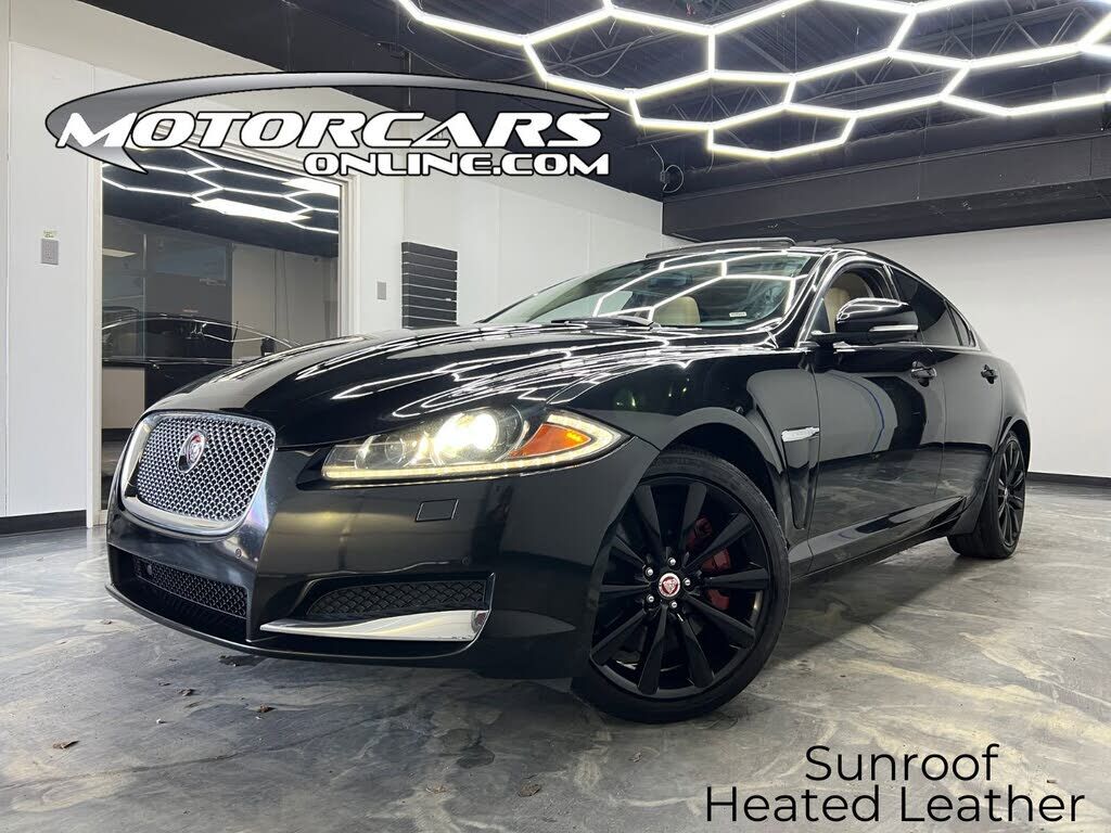 Jaguar XF
