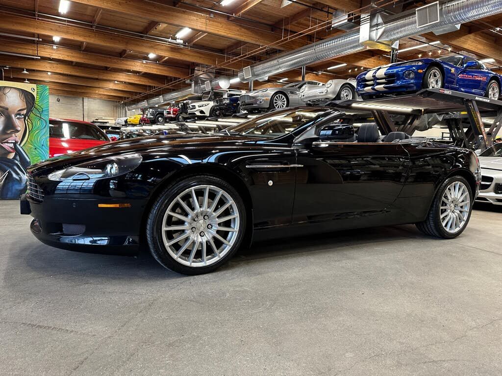 Aston Martin DB9