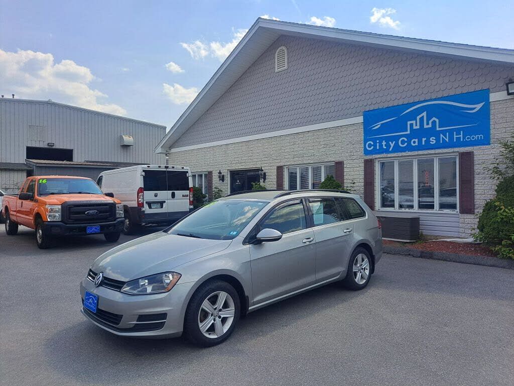 2015 VOLKSWAGEN Golf SportWagen