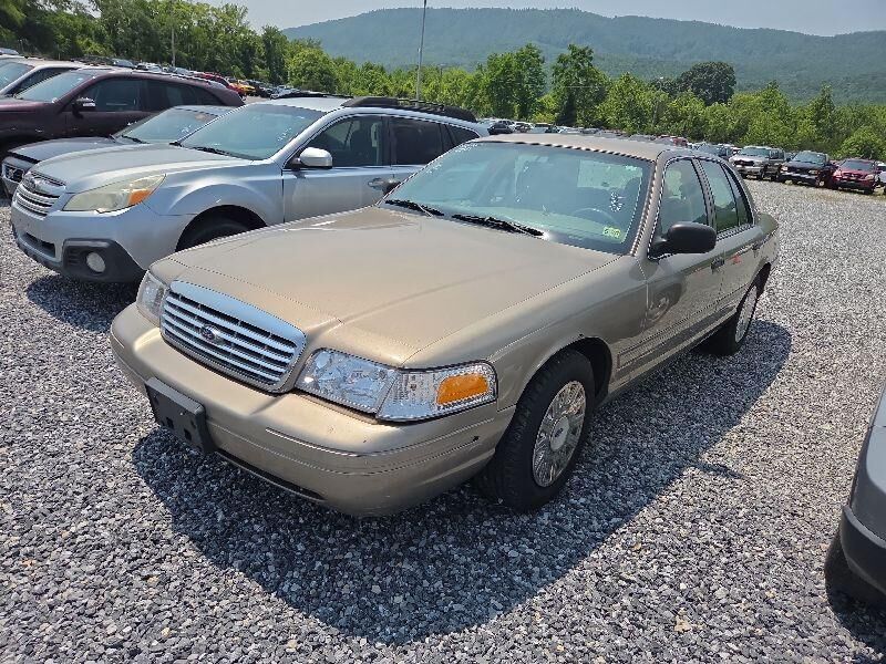Ford Crown Victoria