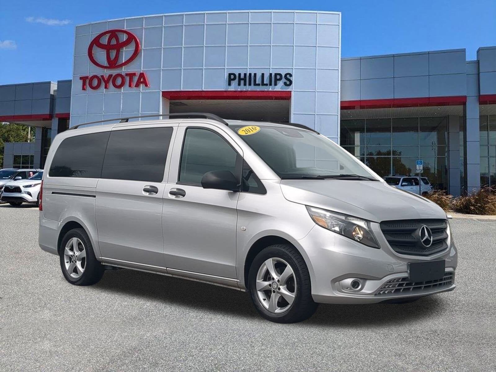 Mercedes-Benz METRIS