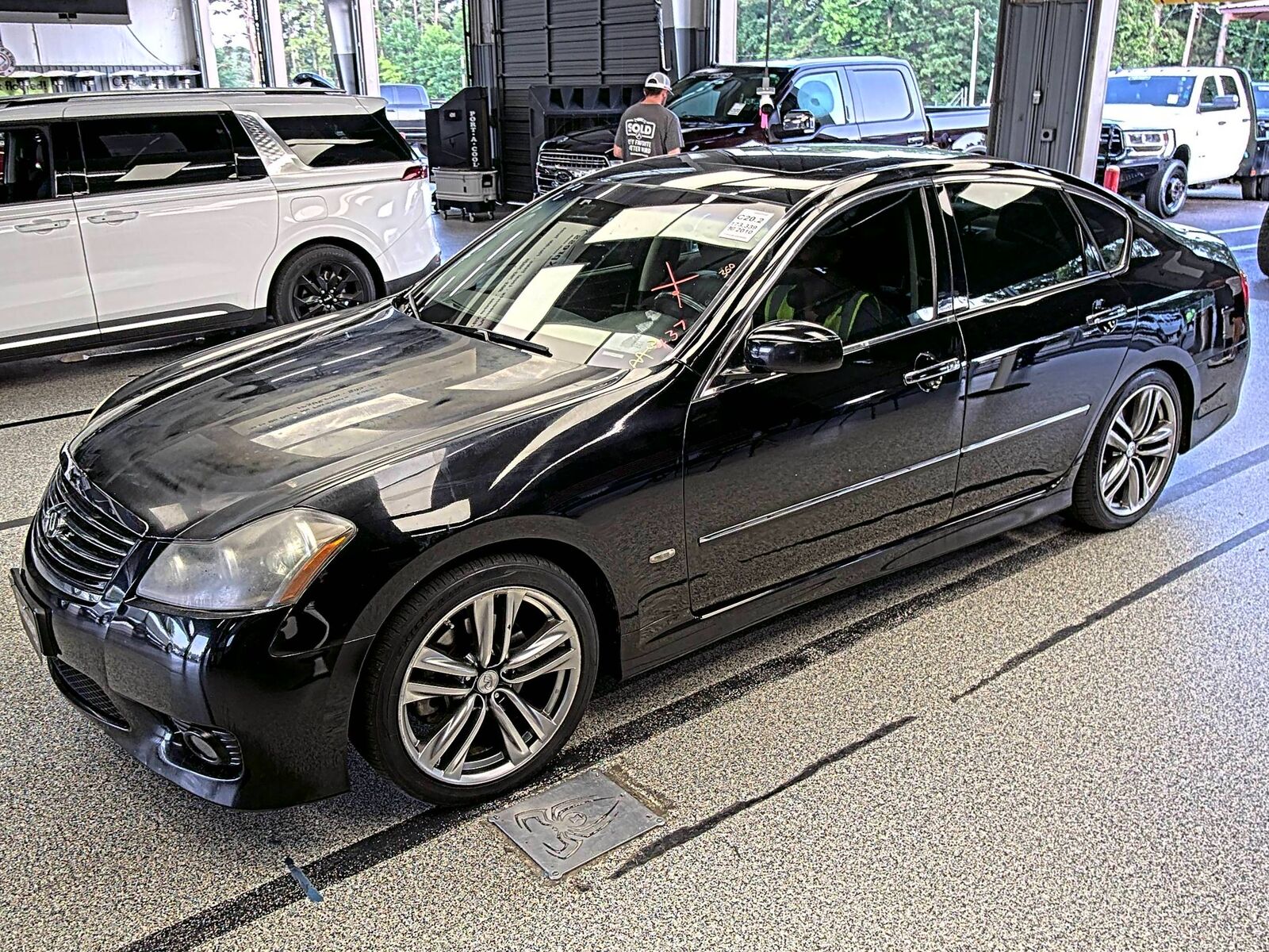 Infiniti M35