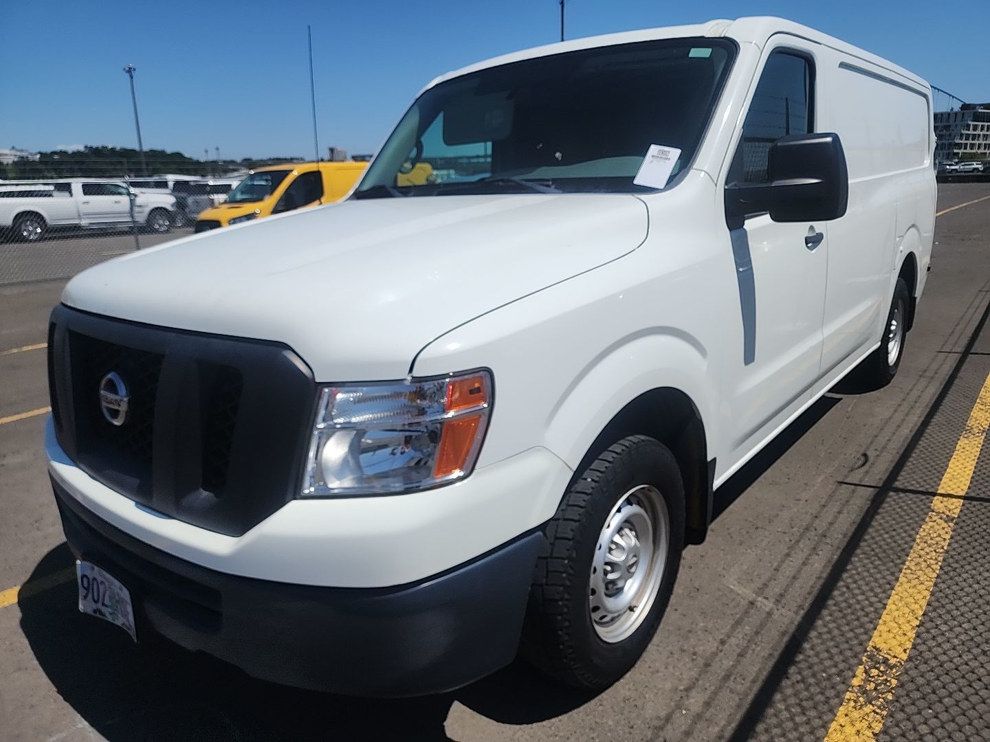Nissan NV