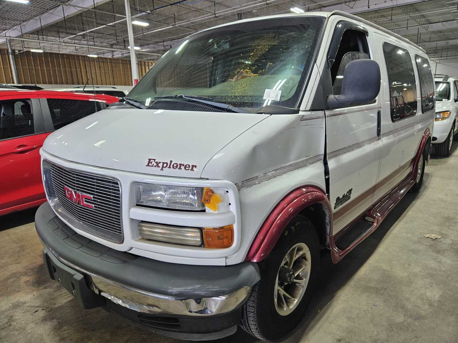 GMC Savana