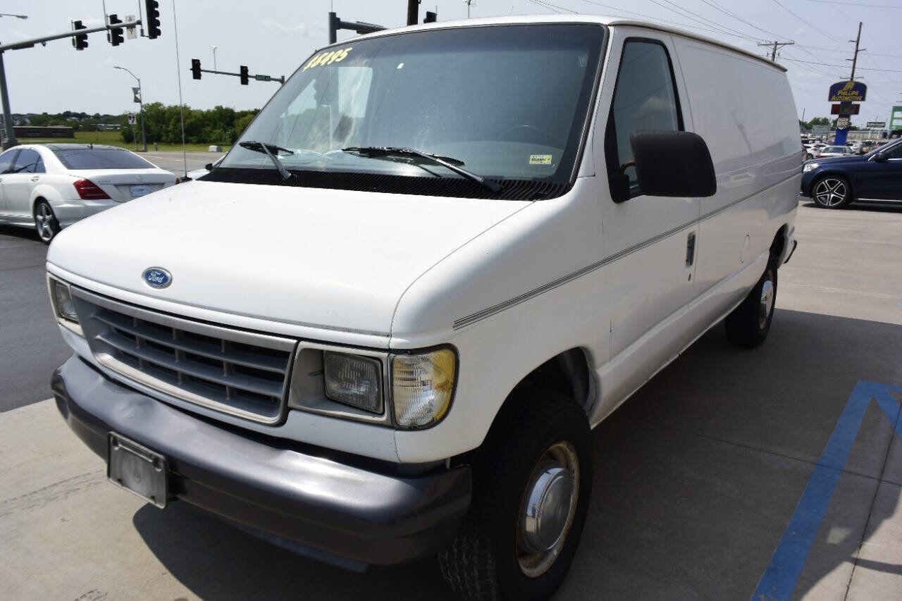 Ford E-250
