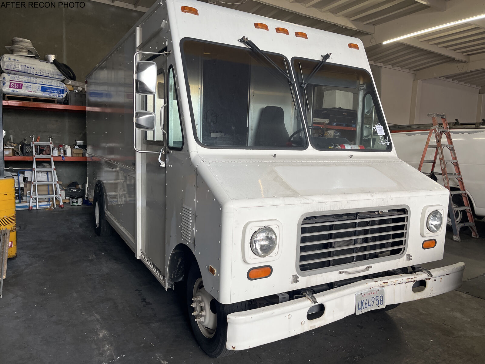 Ford E-350