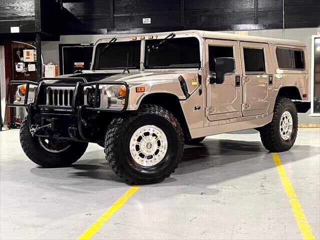 HUMMER H1