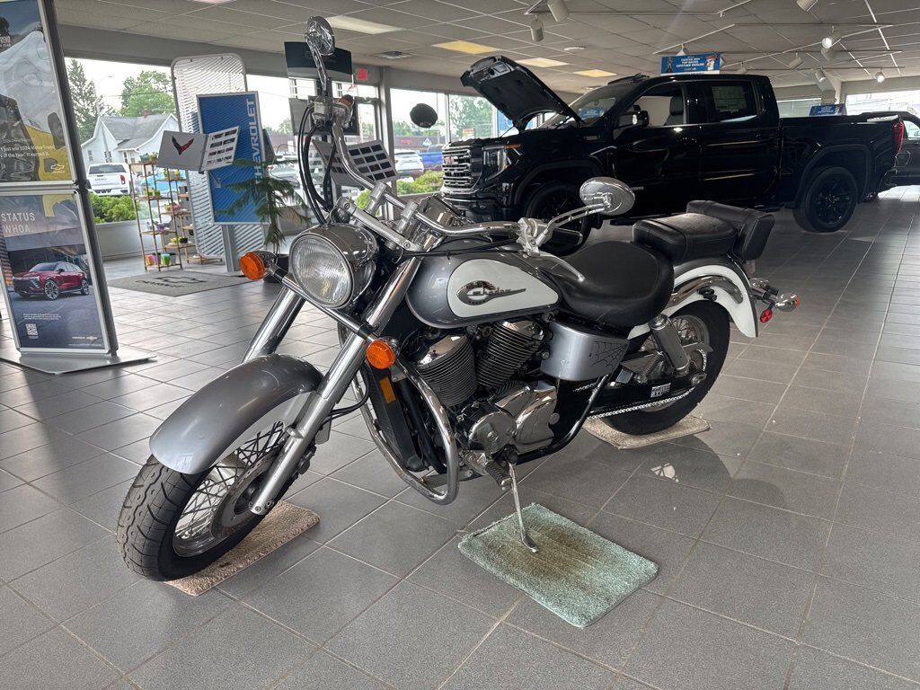 2001 HONDA VT750