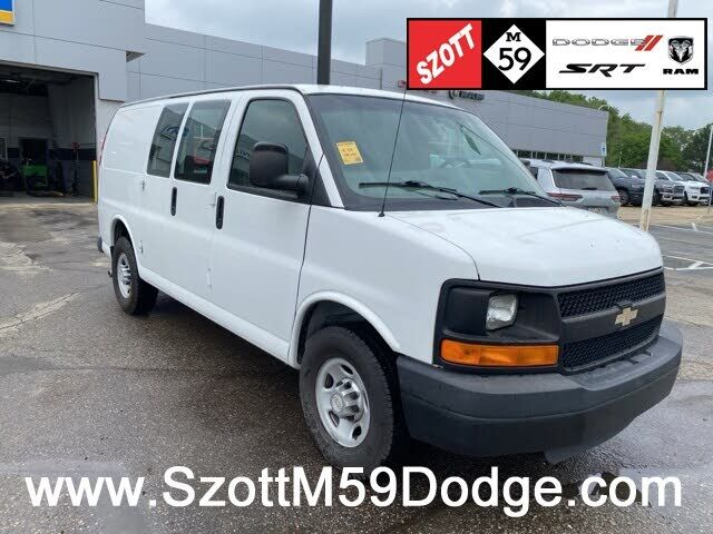 2011 CHEVROLET Express