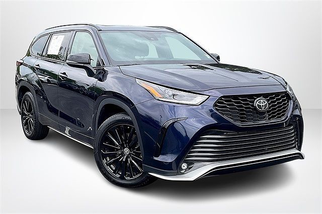 2024 TOYOTA Highlander