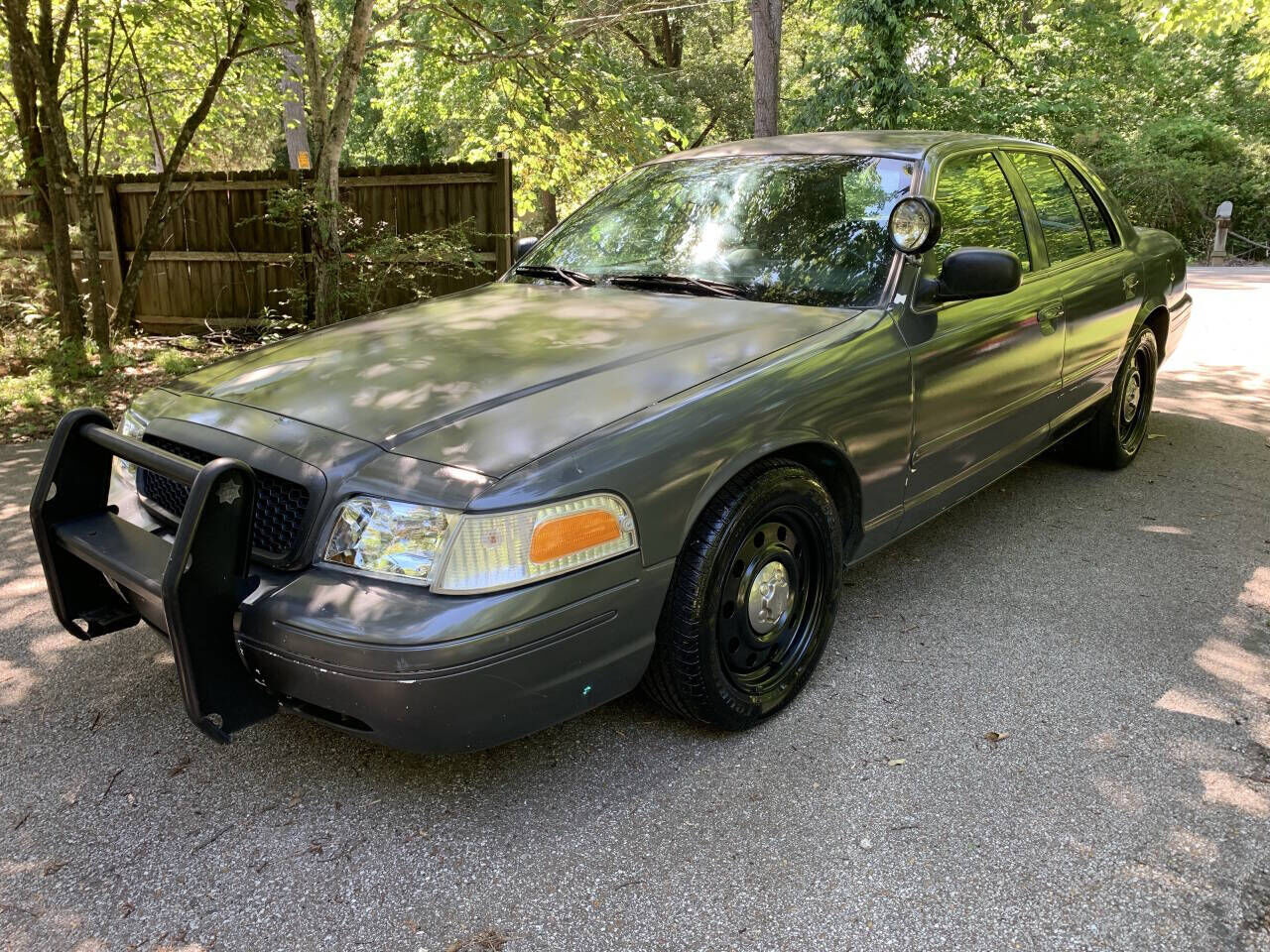 Ford Crown Victoria