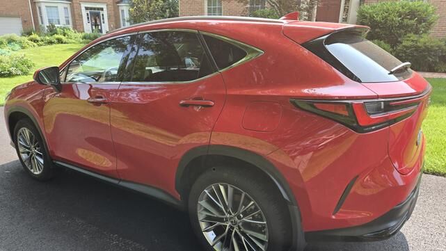 LEXUS