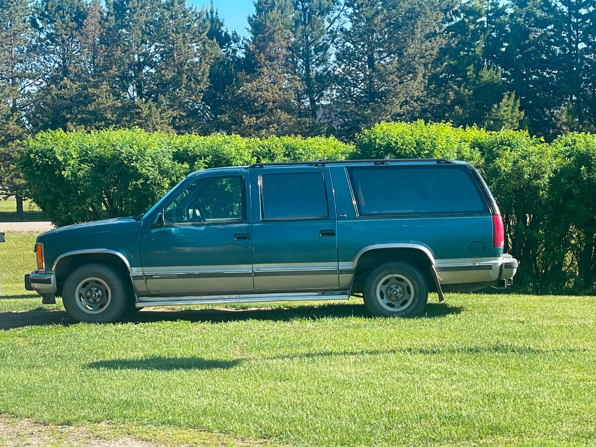 GMC Suburban