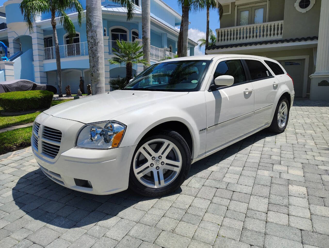 Dodge Magnum
