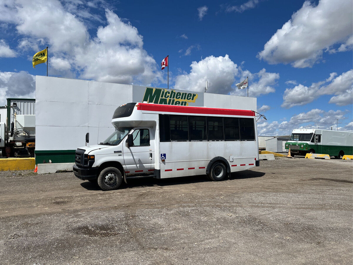 Ford E-450