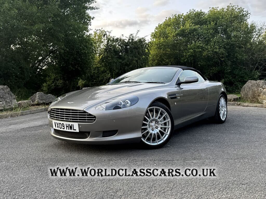 Aston Martin DB9