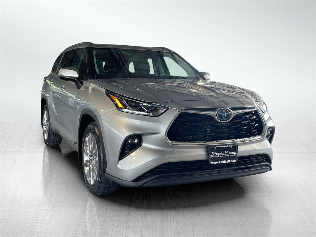 2024 TOYOTA Highlander