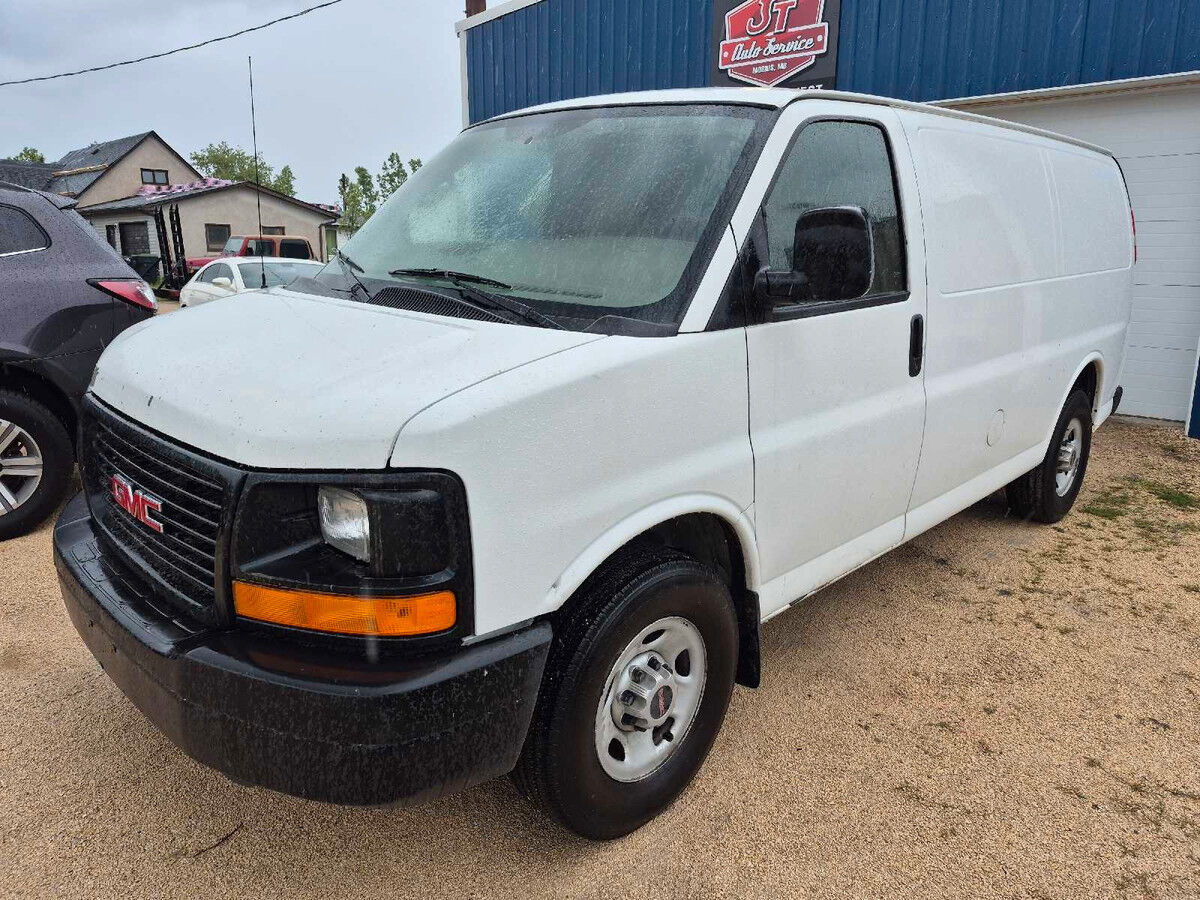 GMC Savana