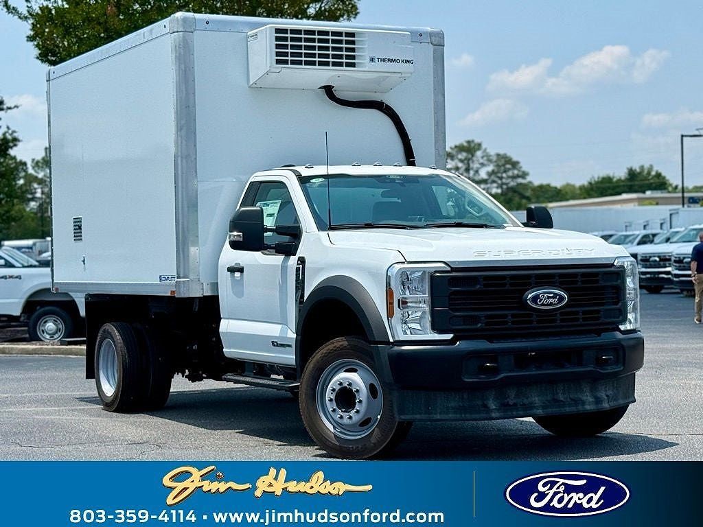 2025 FORD F-550