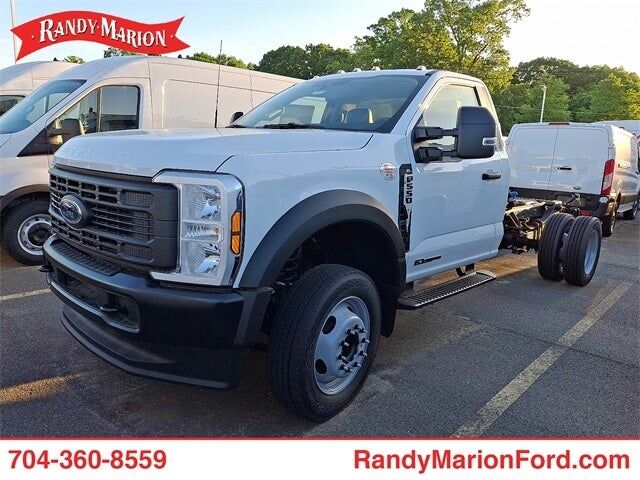 2025 FORD F-550