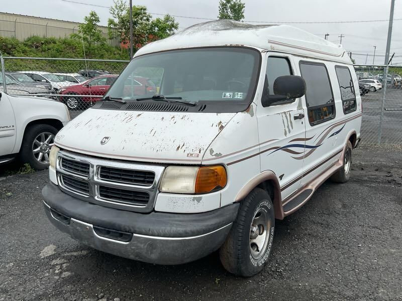 Dodge Ram Van