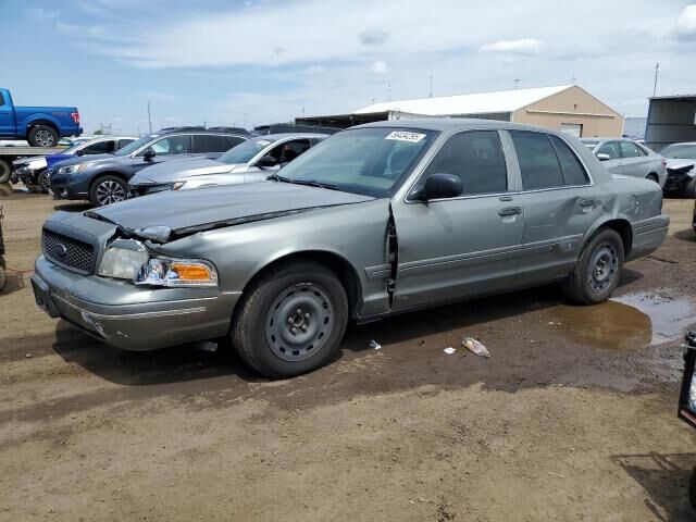 Ford Crown Victoria