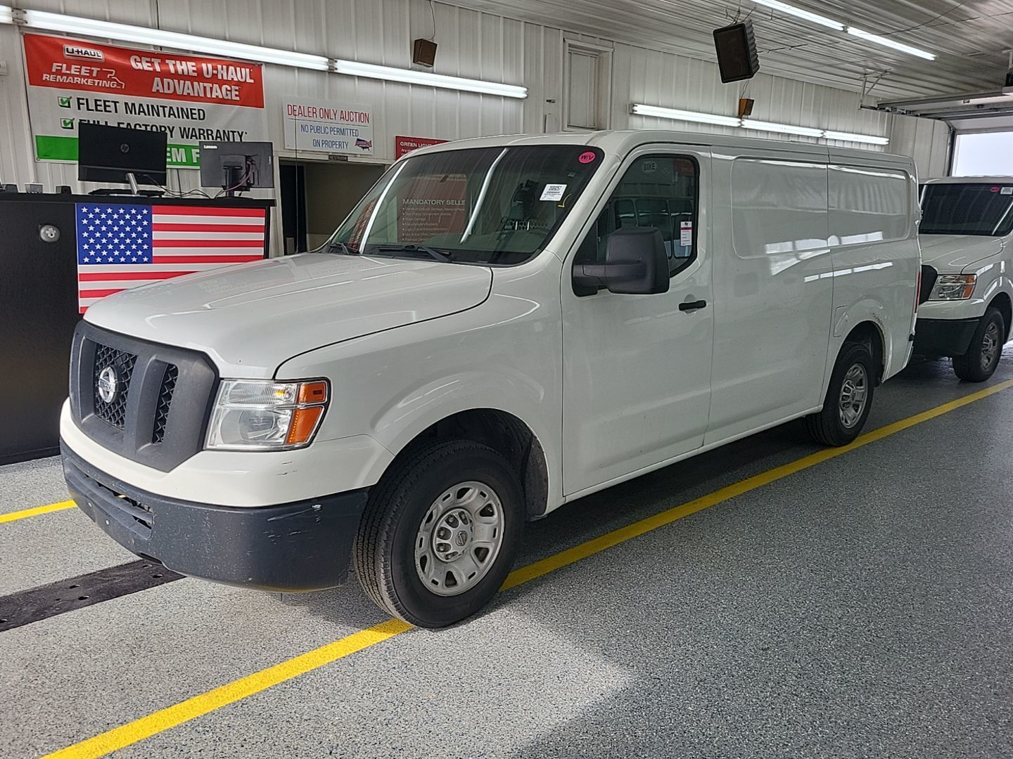 Nissan NV