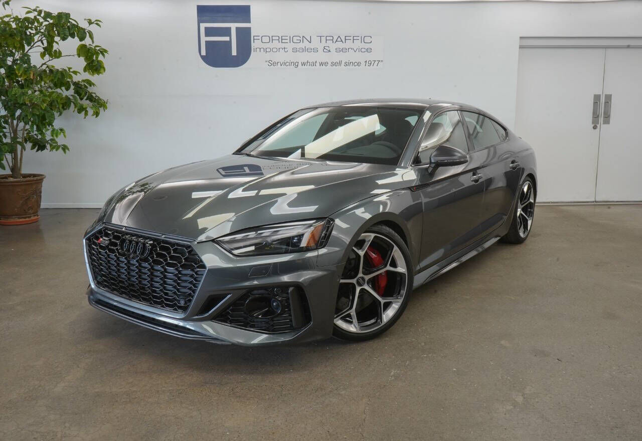 AUDI