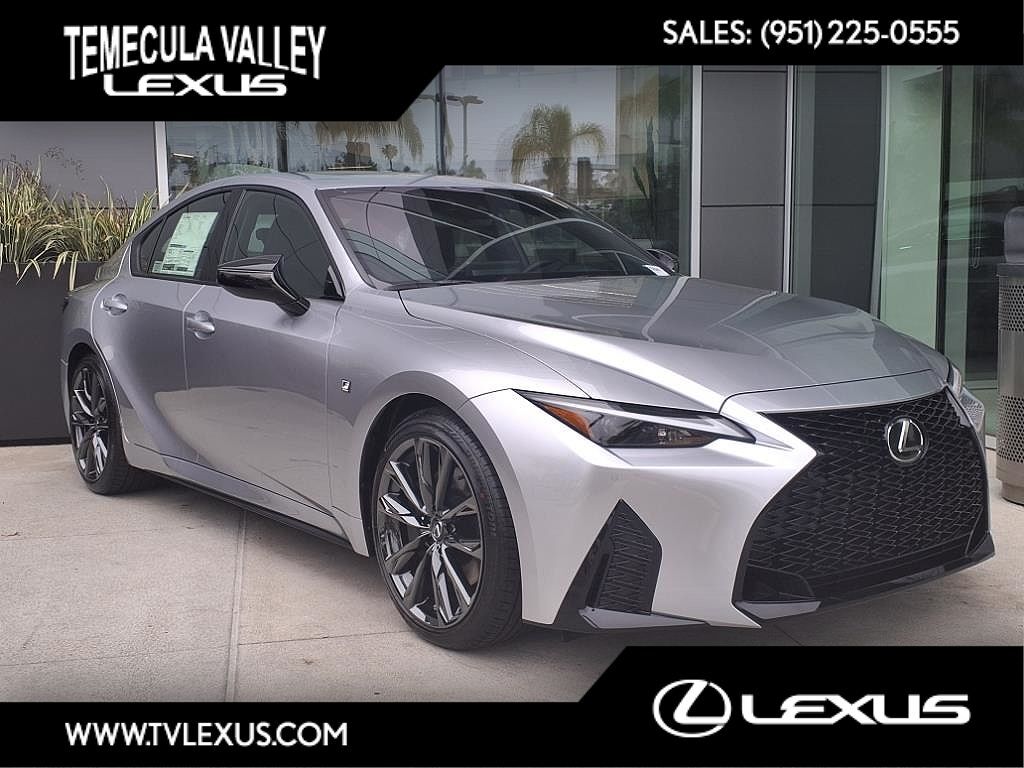LEXUS
