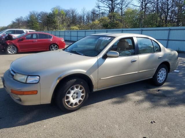 Nissan Maxima