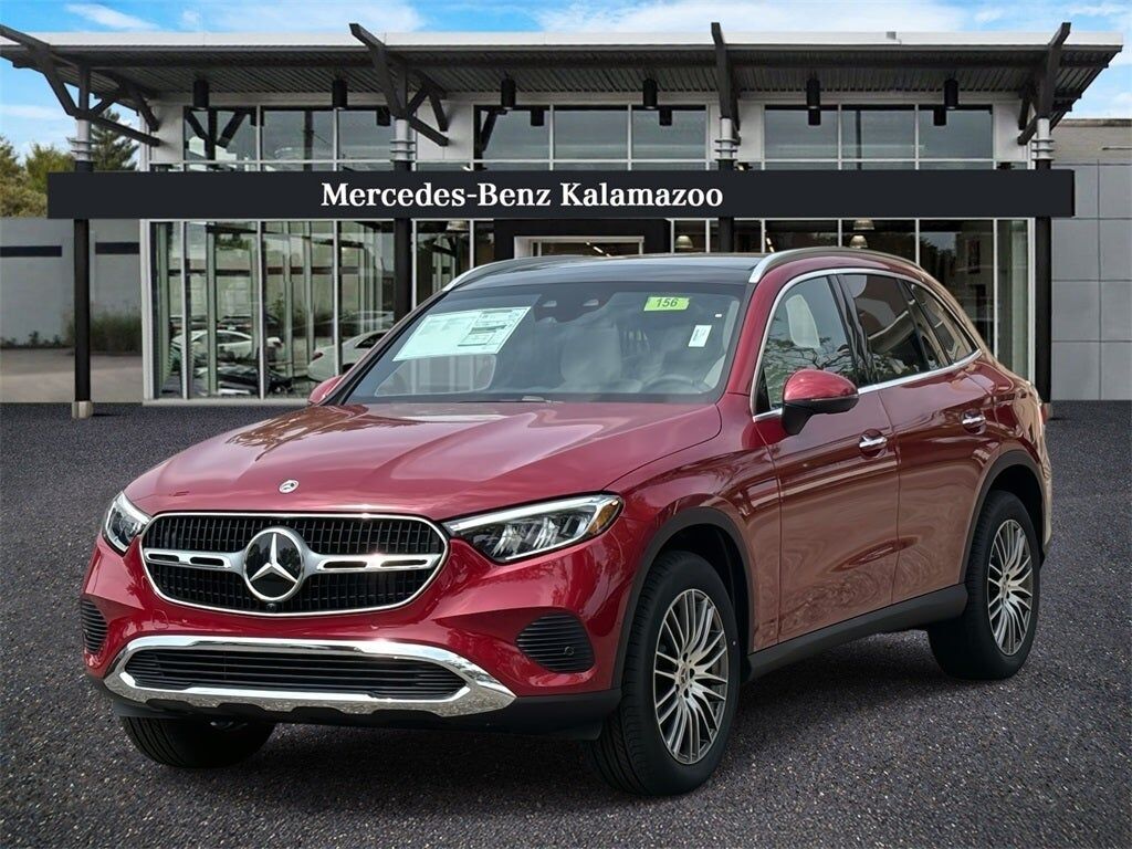 2025 MERCEDES-BENZ GLC-Class