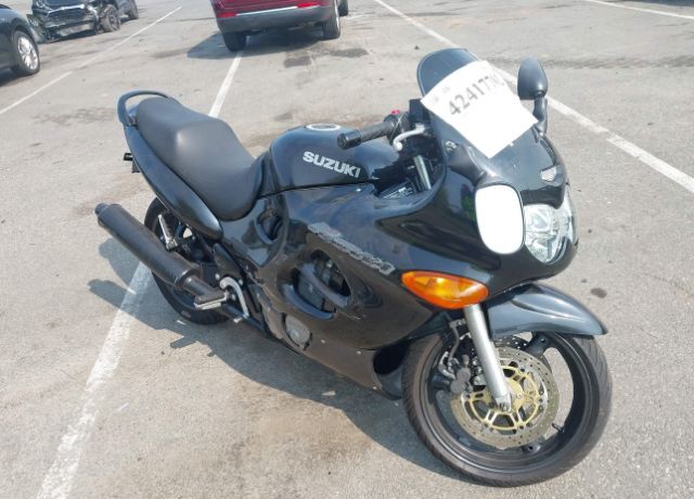 Suzuki GSX750F