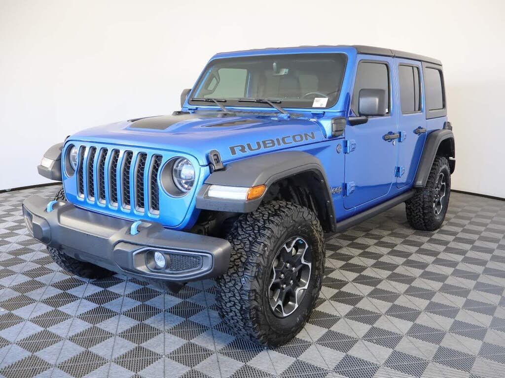 2022 JEEP Wrangler